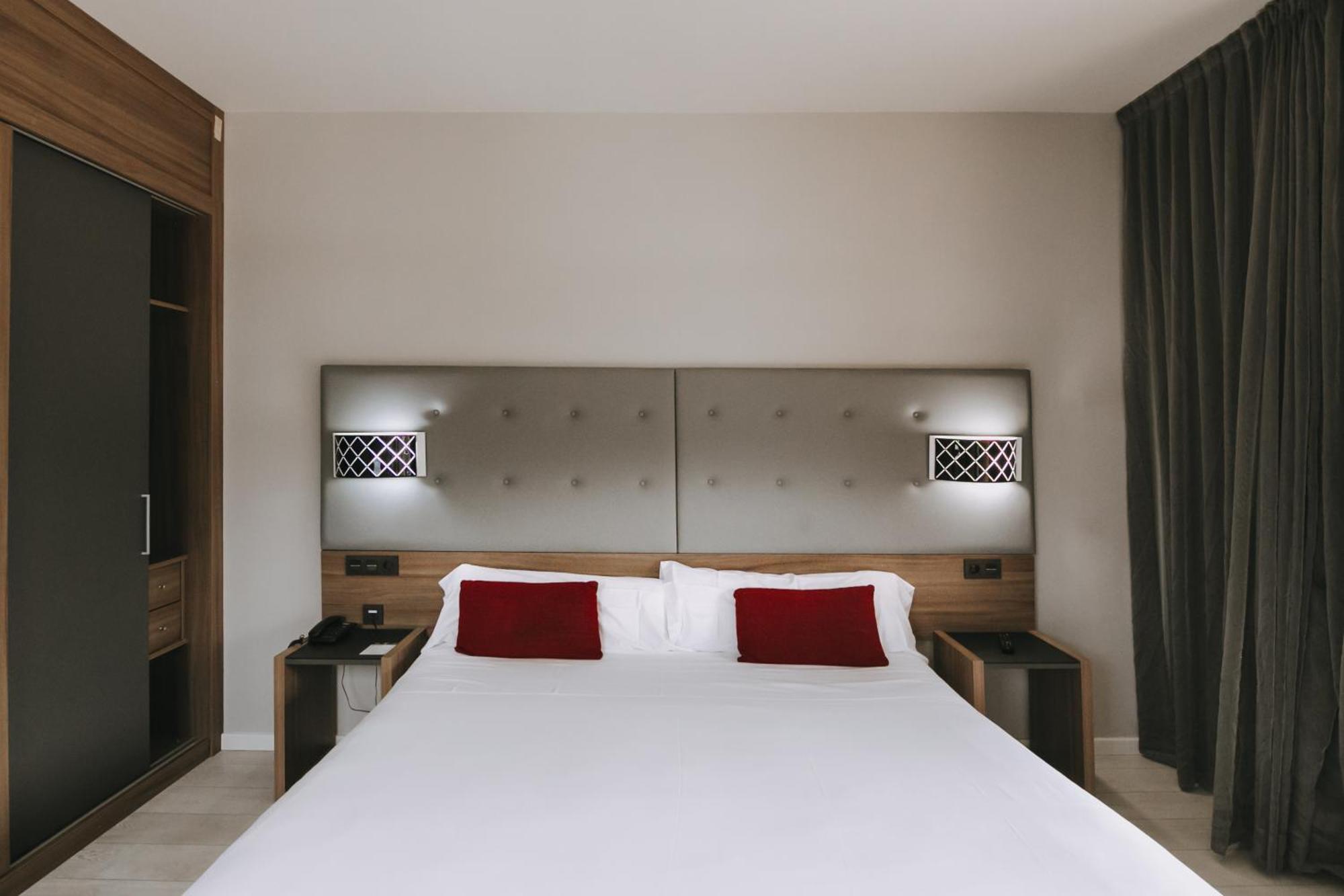 Hotel K10 Урнієта Екстер'єр фото