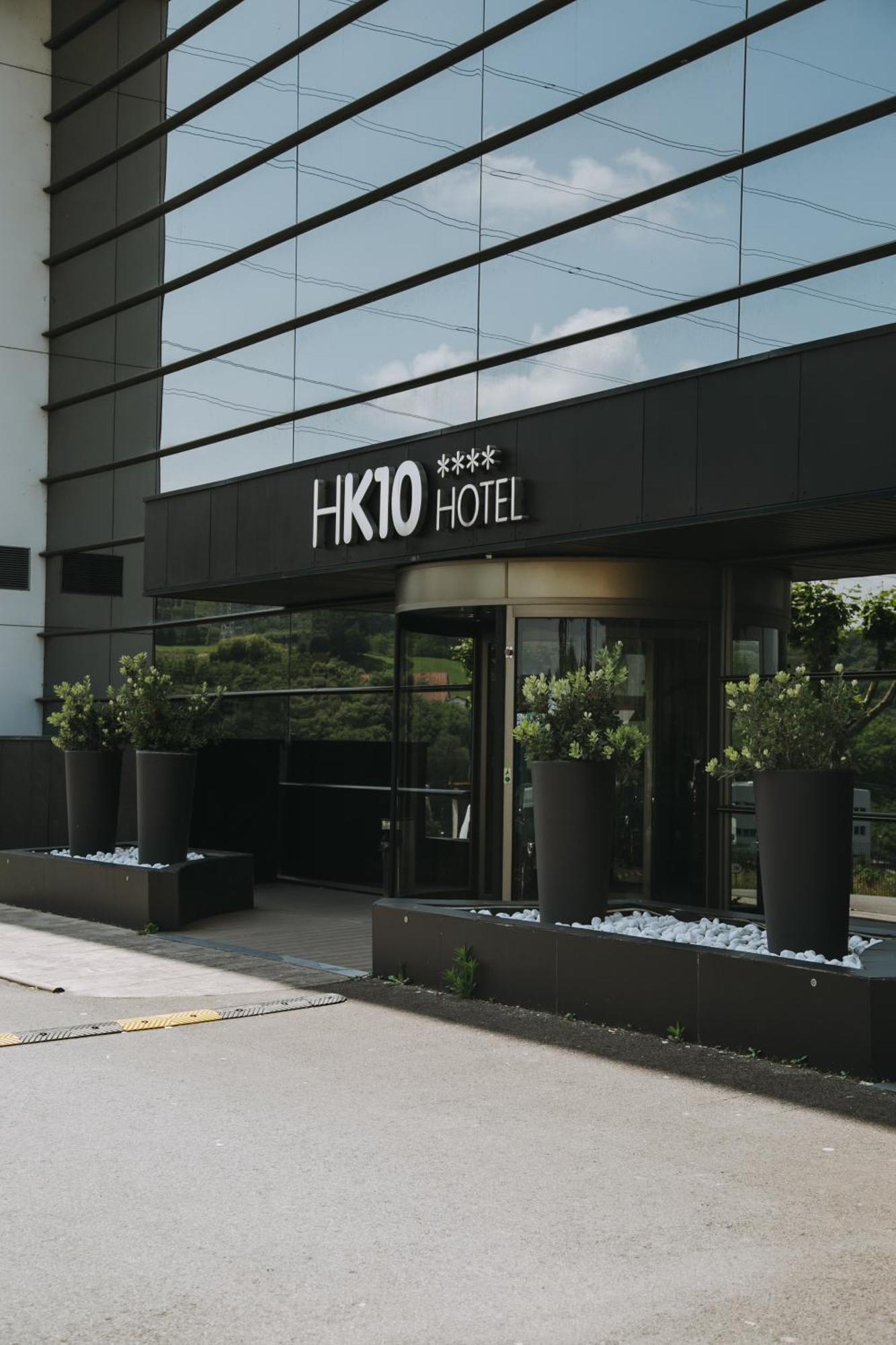 Hotel K10 Урнієта Екстер'єр фото