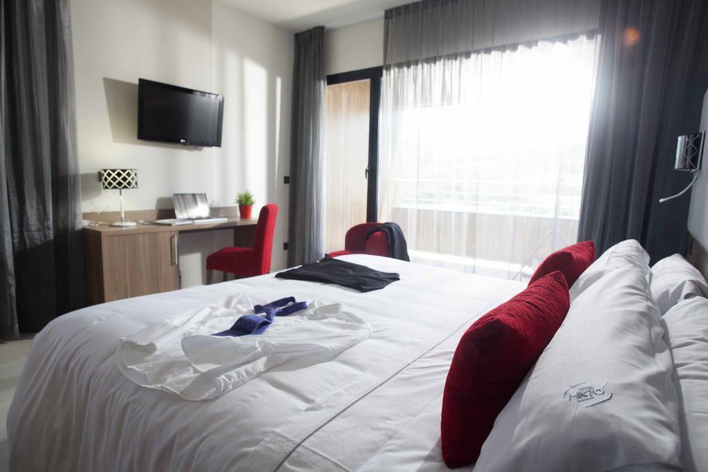 Hotel K10 Урнієта Екстер'єр фото